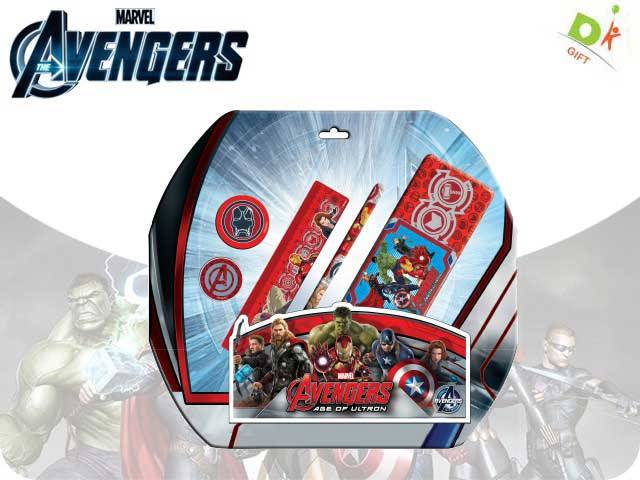 SET CARTOTECNICA 5 PEZZI AVENGERS